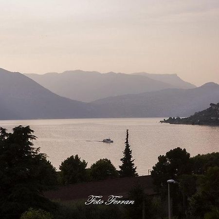 Villa Casa Vacanze Gli Ulivi Del Lago à Sale Marasino Extérieur photo