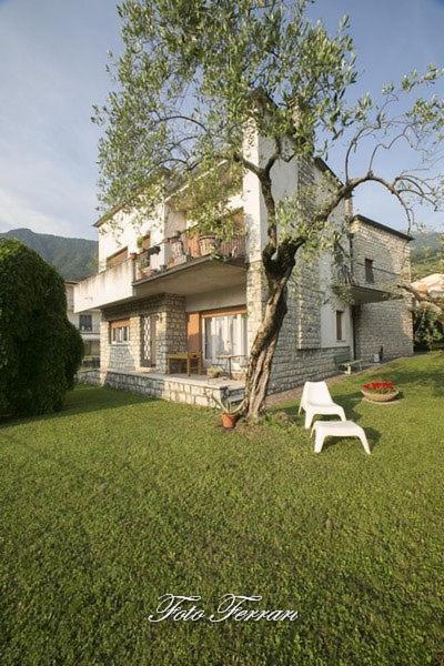 Villa Casa Vacanze Gli Ulivi Del Lago à Sale Marasino Extérieur photo