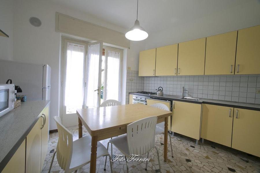 Villa Casa Vacanze Gli Ulivi Del Lago à Sale Marasino Extérieur photo